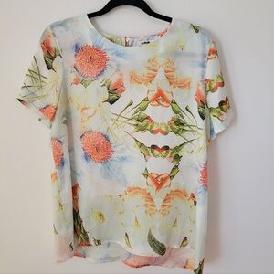 MOLLY BRACKEN WOMEN'S SHORT SLEEVE FLORAL ROOMY TUNIC